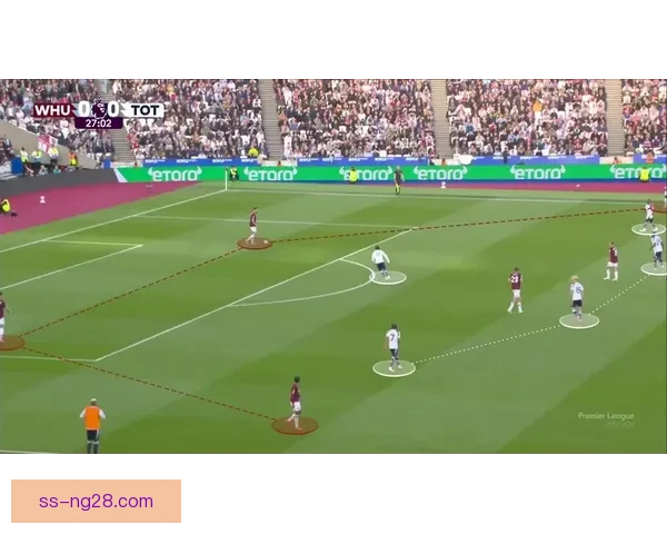 现代足球战术演变与流行趋势的系统分析与前瞻研究视角解读路径